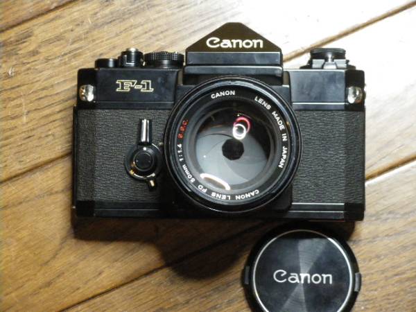 Canon 一眼レフカメラ F-1　中古_画像1