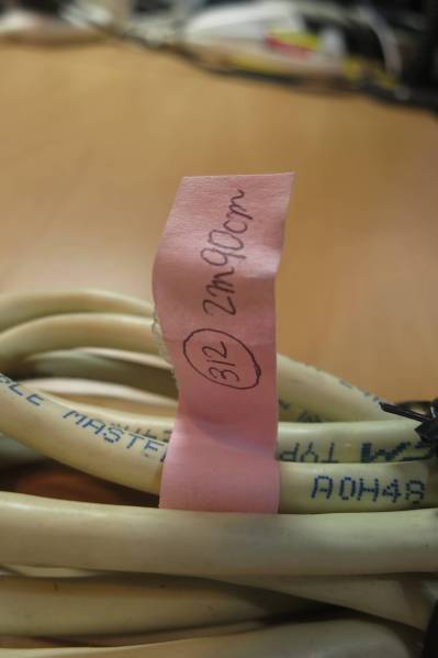 312:CAT5e　LANケーブル白　2.9m
