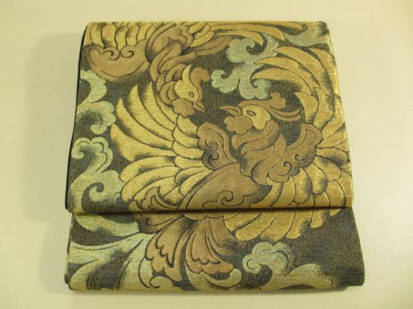 特別価格 京藝袋帯　鳳凰　格調　高い　高級　袋帯　展示品 　絹　送料無料 _お太鼓の柄の出し方は1例です。