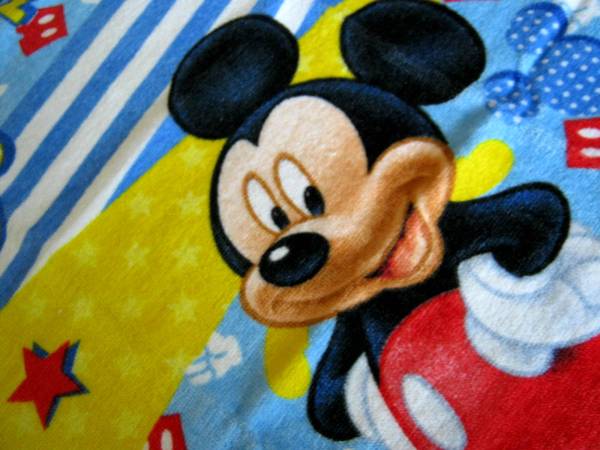 16.[ new goods ] Disney Mickey face towel 