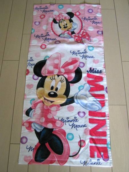17.【新品】ディズニーミニー フェイスタオル