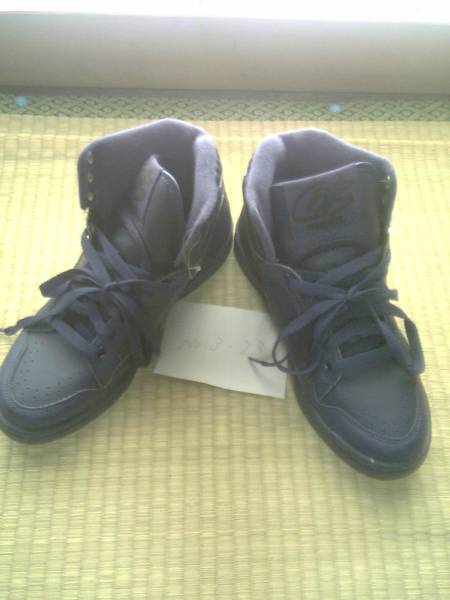 PUMA 23センチ　CATS