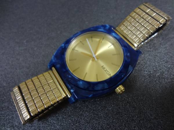 NIXON 今日の超目玉 MORE IS TIME TELLER 「かわいい～！」 ニクソン 青系 腕時計 ジャンク