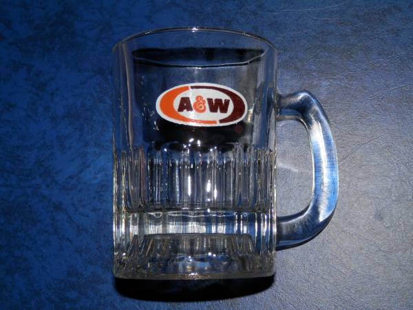 * Okinawa A&W* Mini стекло кружка ( б/у товар )*