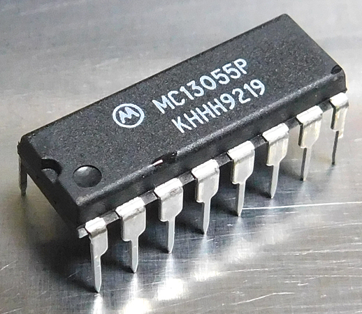 Motorola MC13055P (WIDEBAND FSK RECEIVER) [管理:KV124]_画像1