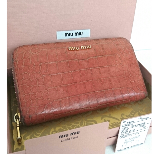 正規(guī) MIUMIU クロコ レザー ラウンドzip 長(zhǎng)財(cái)布 サーモンピンク PRADA プラダ ミュウミュウ イタリア制 箱付き 送料無(wú)料