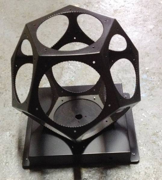  Steel made regular 12 surface body objet d'art delustering black 