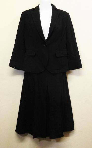 【9722】 NEW YORKER≫黒スーツ≫ジャケット+スカート_画像1