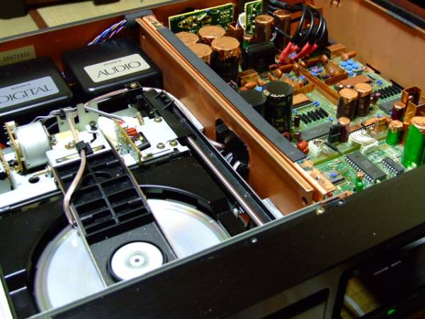 【アナログレコードの感動(dòng)を】アナログレコードファンお手持ちのCD/SACDプレーヤー音質(zhì)向上チューンをお受けします (s【CDで甦らせます】