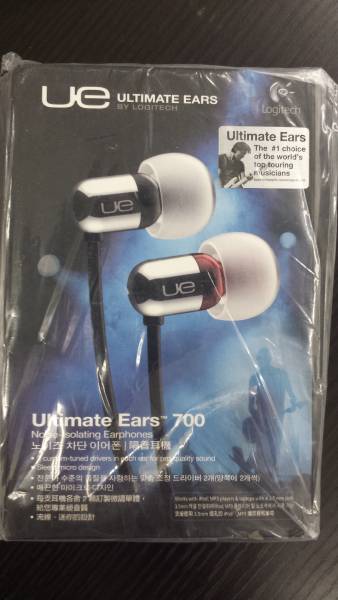 ★新品 UltimateEars デュアルアーマチュアイヤホン UE700_パック未開封