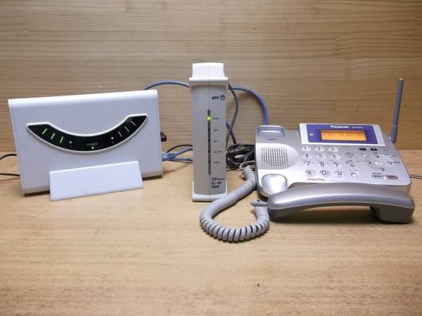 4BU●岩崎通信機　W-SIM用PHSアダプタ　WX-WSADP　(WSIMでイエデンワ)　音声通話サービスは2021年1月31日終了となりました。_TAを介して家庭用電話機使用中（参考画像）