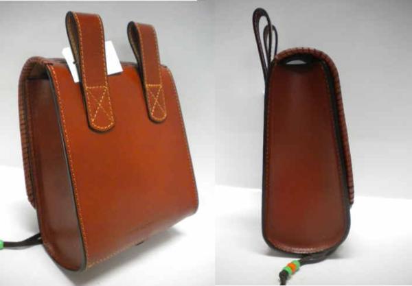 [ leather pavilion ] Carving * Medicine bag ( large ) Brown 