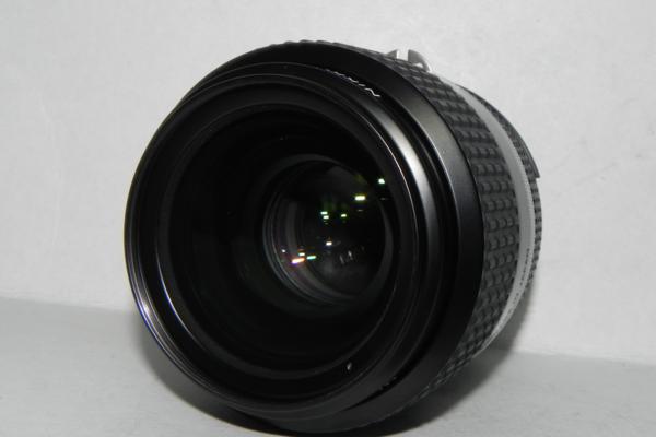 **中古美品　Nikon Ai-S Nikkor 35mm F1.4レンズ ❿*_画像3