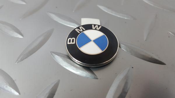 【送料込】動研　トップブリッジセンターキャップ　BMW　未使用_画像4