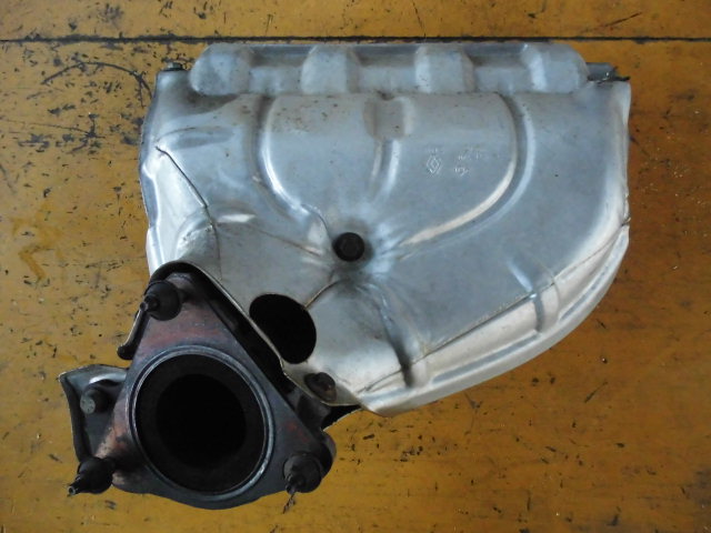  Kangoo exhaust manifold Heisei era 16 year GH-KCK4M exhaust manifold Renault 