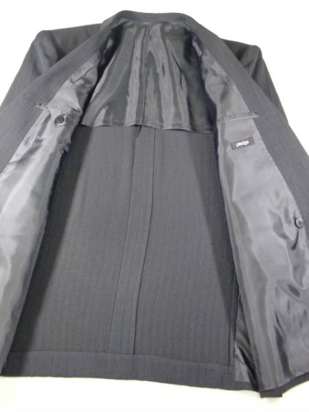 ■□ LL W4Ｂ×1ピーク衿 ジャケット 新品 春夏 黒柄 日本制□■