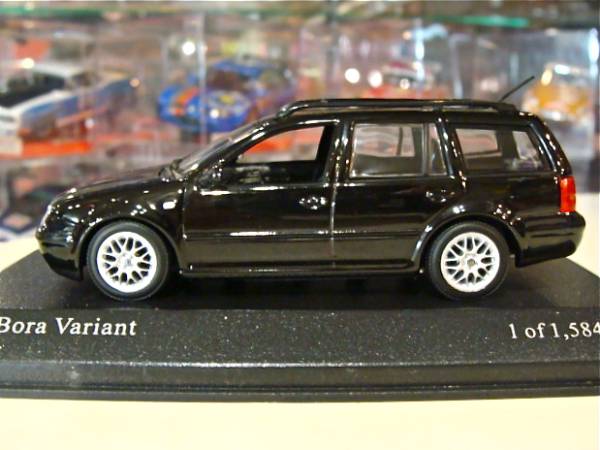 1/43 ミニチャンプス VW ボーラ Variant 1999 黒 ミニカー_画像2
