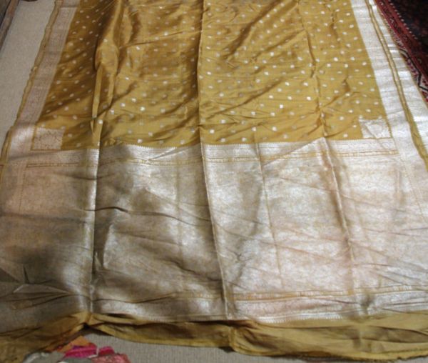 インド 結婚式用サリー 絹 銀糸 ジャガード 1870年代 目の眼掲載_画像1
