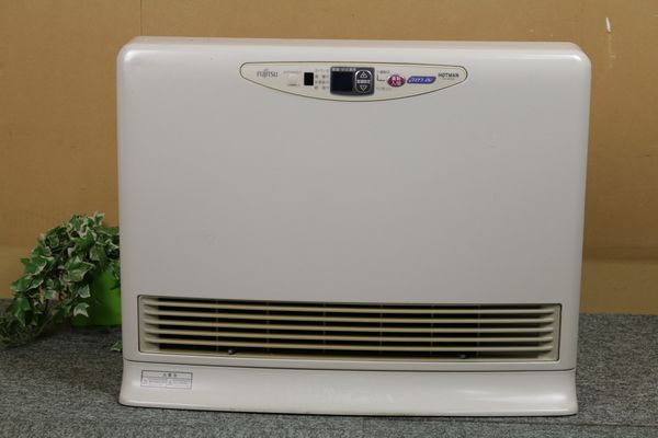 FUJITSU 温水ルームヒーター KH-60-HA-W 富士通 温水ルームヒーター KH-60HA-W 03年製 ジャンク